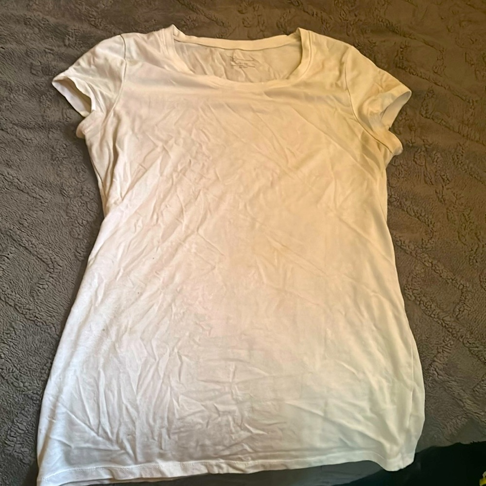 White t-shirt